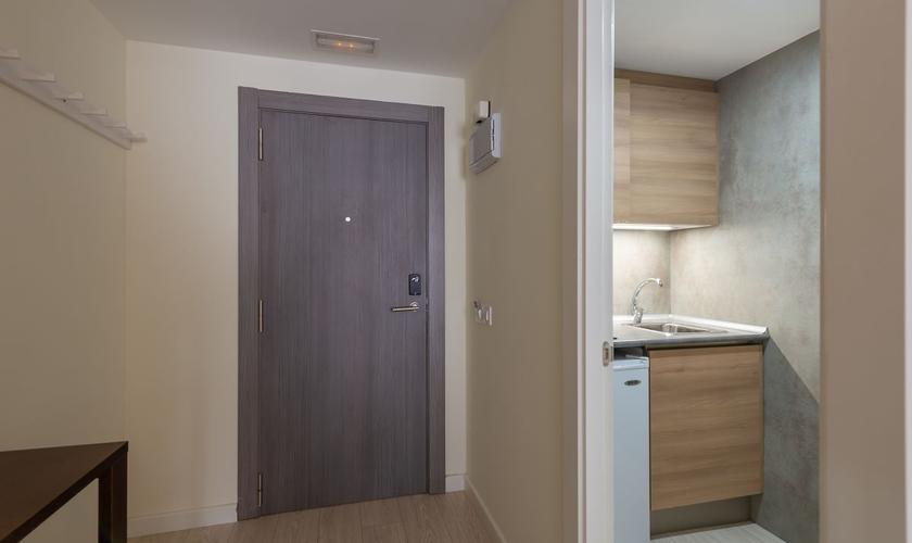 Junior Suite Apartment (1 - 5 people) Apartamentos Recoletos Madrid Junior Suite Apartment (1 - 5 people) Apartamentos Recoletos Madrid