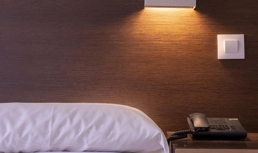 Double or Twin Room (1 - 2 people) Apartamentos Recoletos Madrid Double or Twin Room (1 - 2 people) Apartamentos Recoletos Madrid