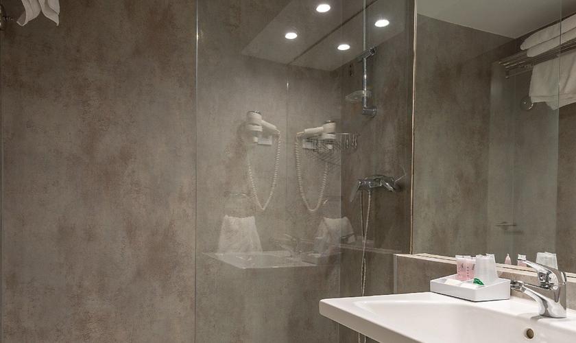 Junior Suite Apartment (1 - 5 people) Apartamentos Recoletos Madrid Junior Suite Apartment (1 - 5 people) Apartamentos Recoletos Madrid